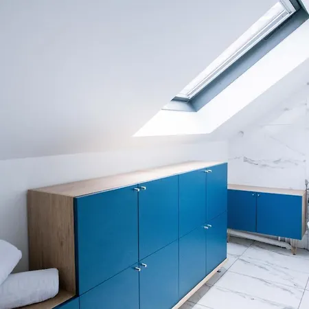 Le Champs-elysees - Cité Universitaire Paris 14 * Gentilly